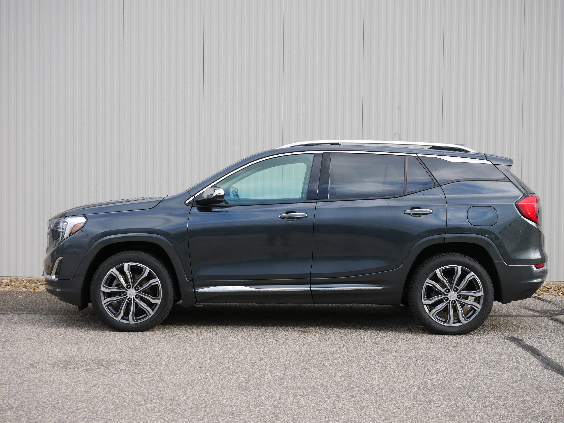 Used 2018 GMC Terrain Denali with VIN 3GKALXEX9JL265745 for sale in Hastings, Minnesota