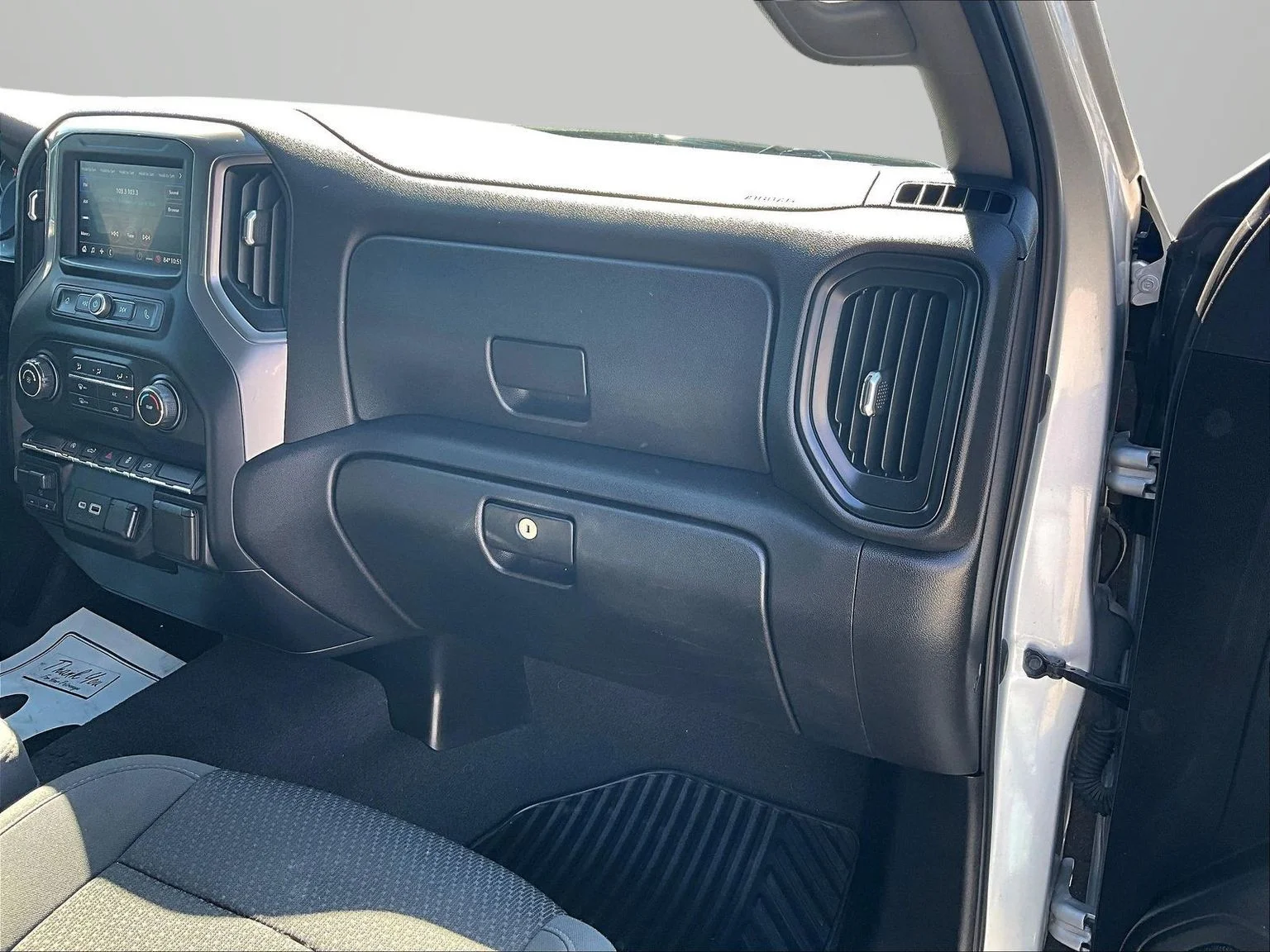 Used 2021 Silver Chevrolet Custom image 18