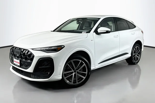 2026 Audi Q5 Sportback Premium