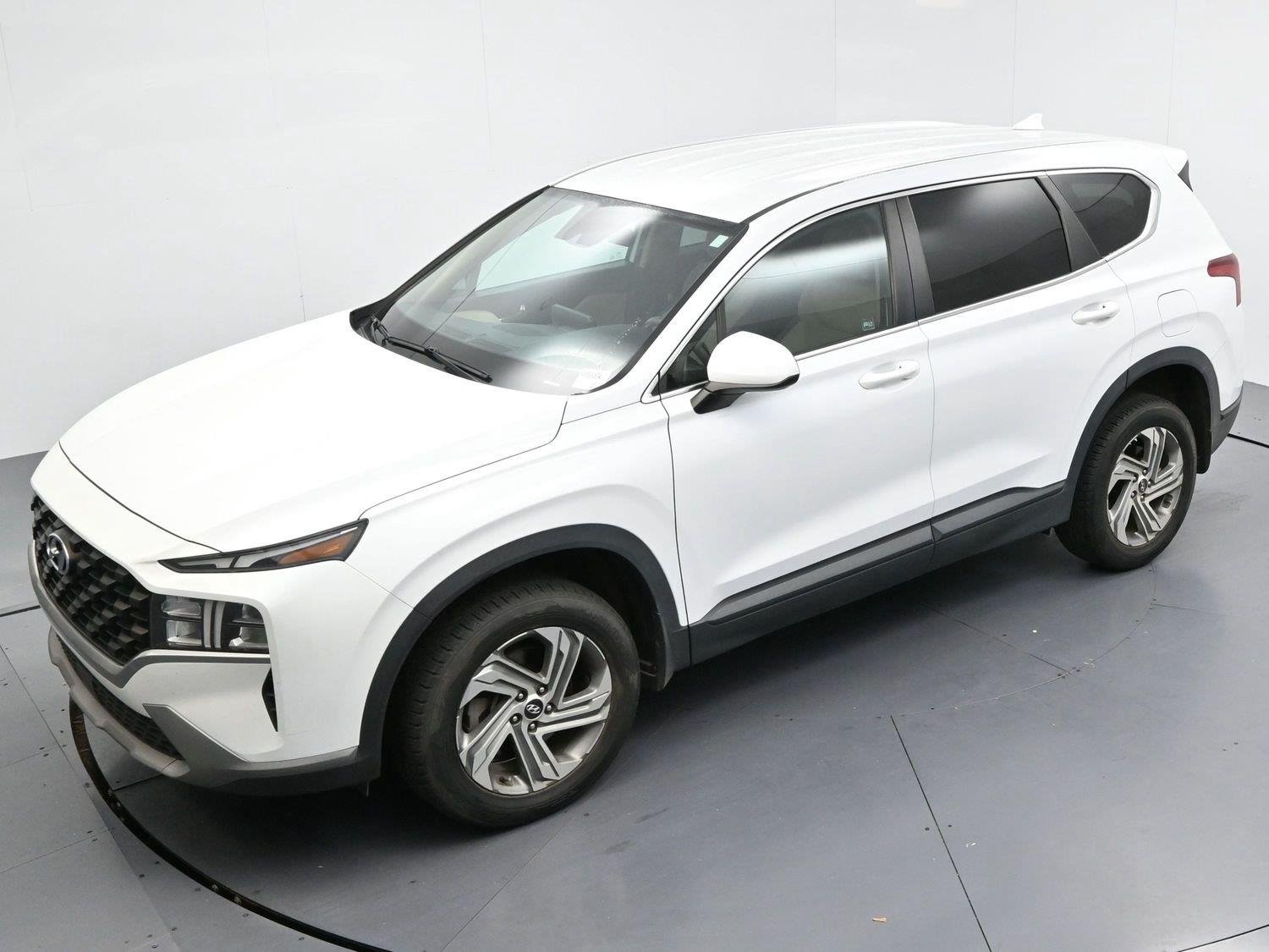 Used 2022 Quartz White Hyundai SE image 38