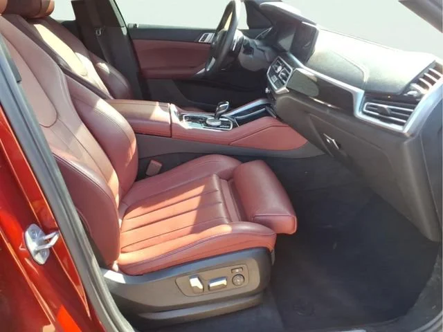 Used 2021  BMW xDrive40i image 26