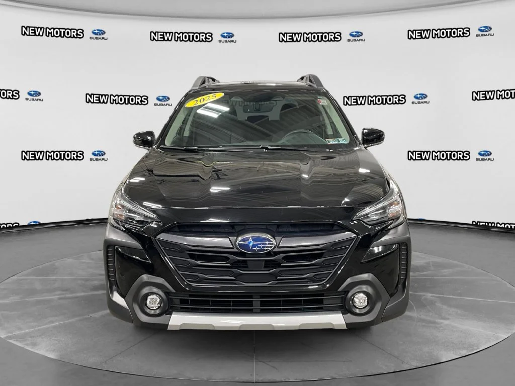 Used 2025 Crystal Black Silica Subaru Limited XT image 8