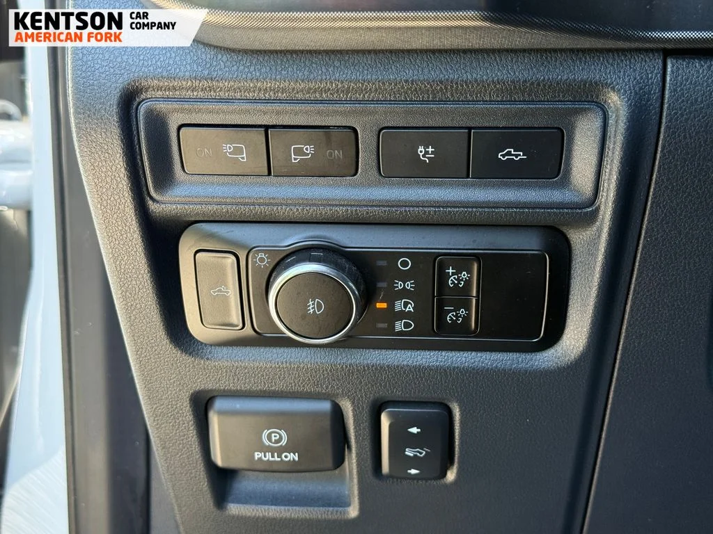 Used 2023 Gray Ford Tremor image 17