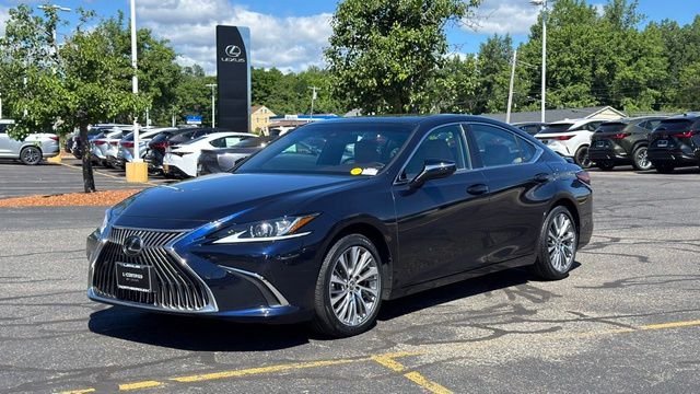 2021 Lexus ES 350 350's photo