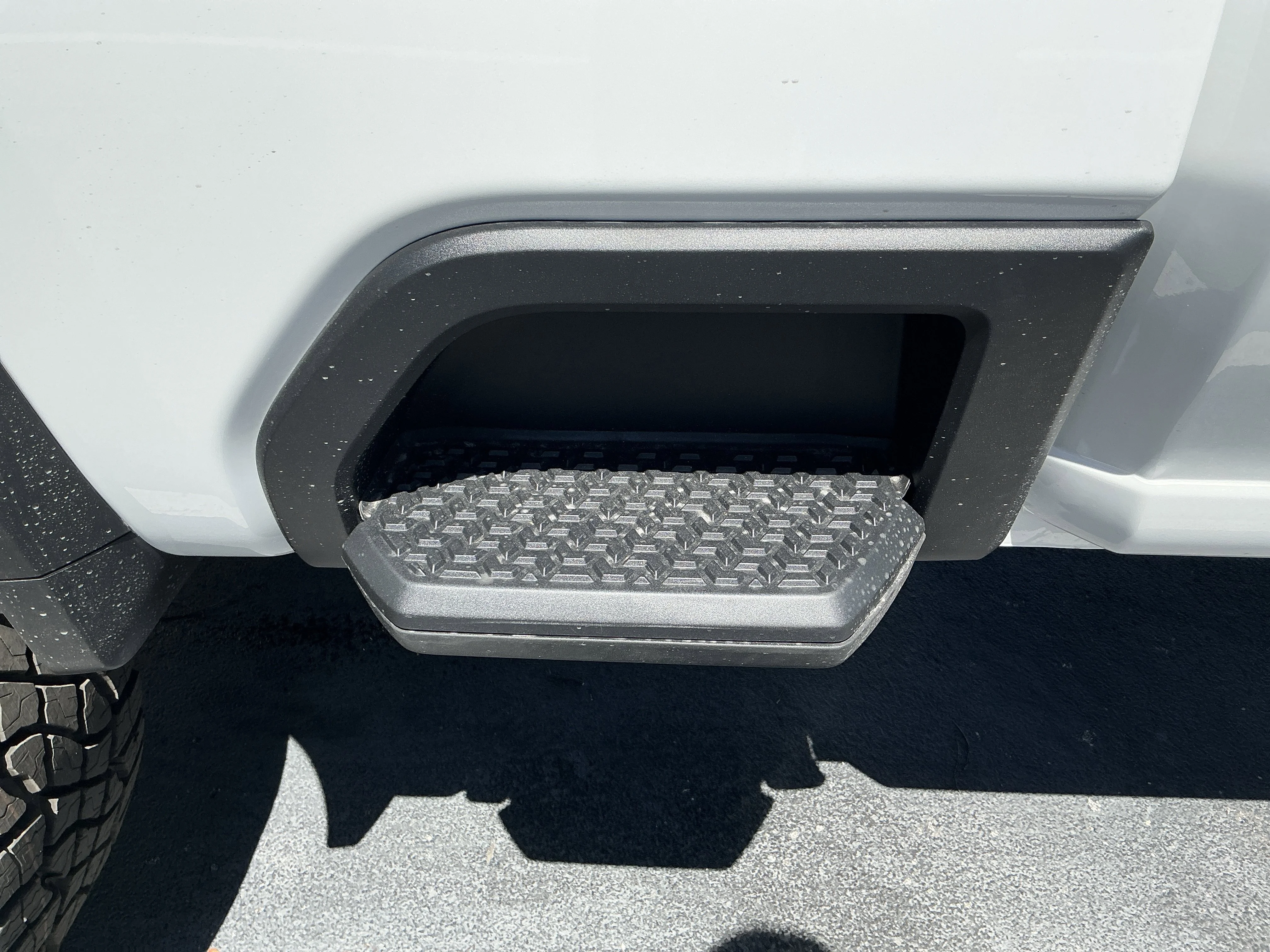 2026 Chevrolet Silverado 2500 HD ZR2 - Photo 33
