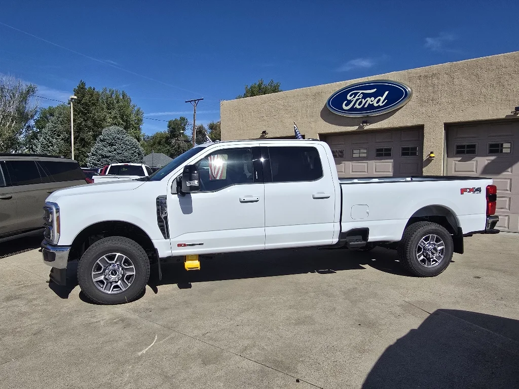 New 2027 White Ford  image 8