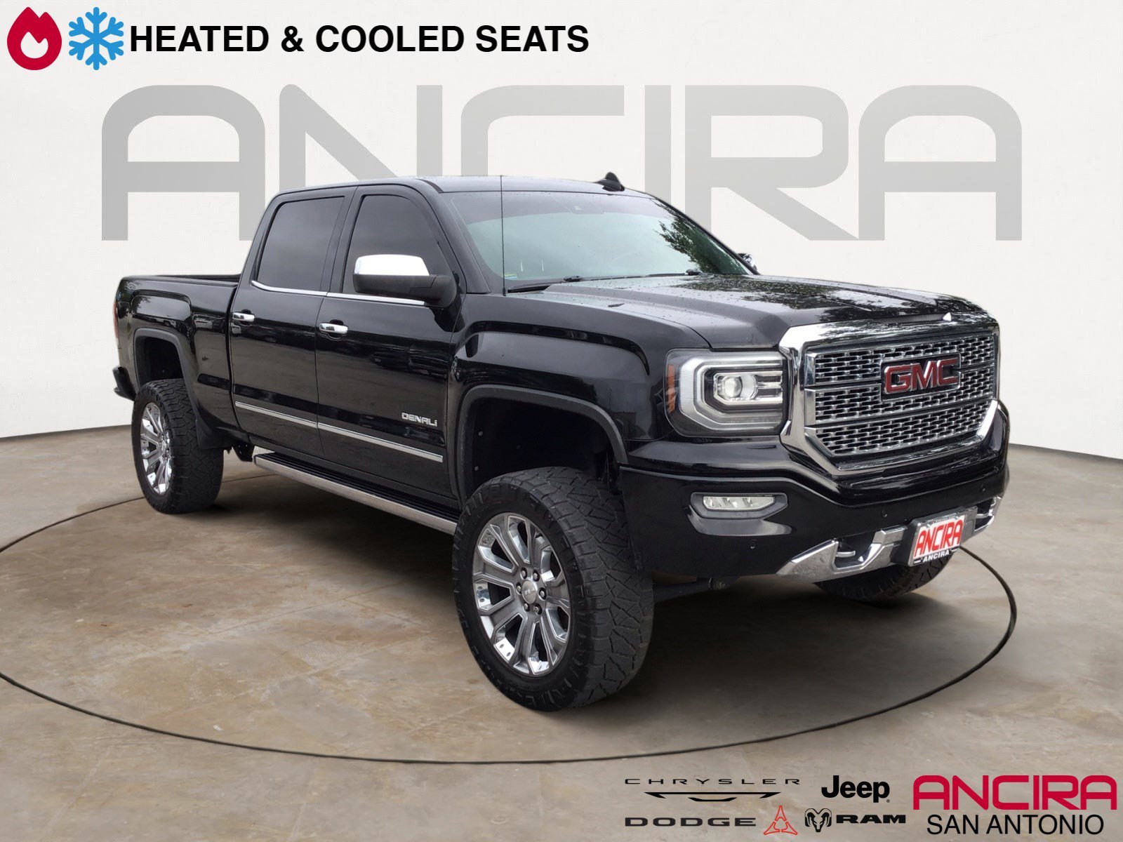 2017 GMC Sierra 4WD Crew Cab Standard Box's photo