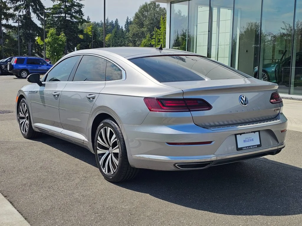 Used 2019  Volkswagen SEL image 3