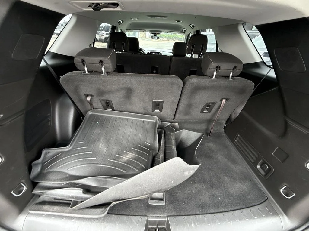 Used 2018 Black Chevrolet LS image 26