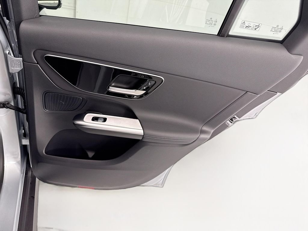 New 2026 Cirrus Silver Metallic Mercedes-Benz GLC 300 image 26