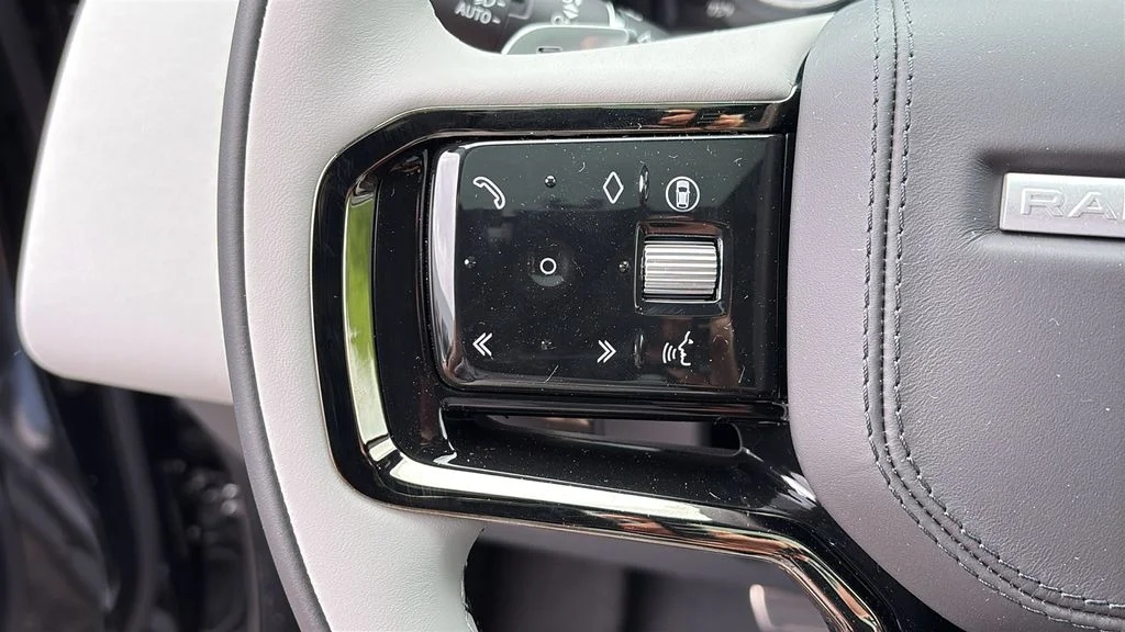 New 2026 Black Land Rover P250 Base image 13
