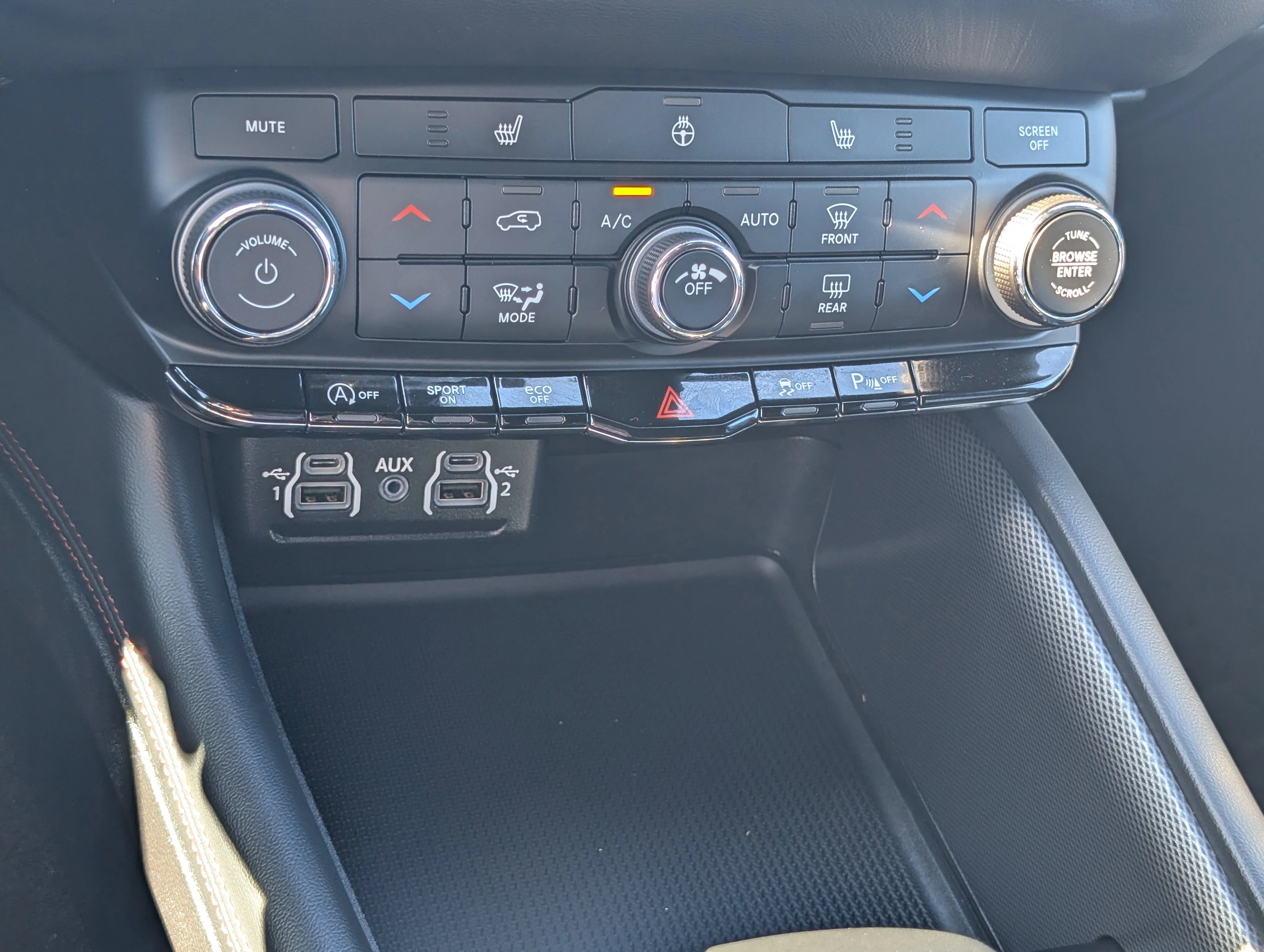 New 2025 White Knuckle Dodge GT image 30
