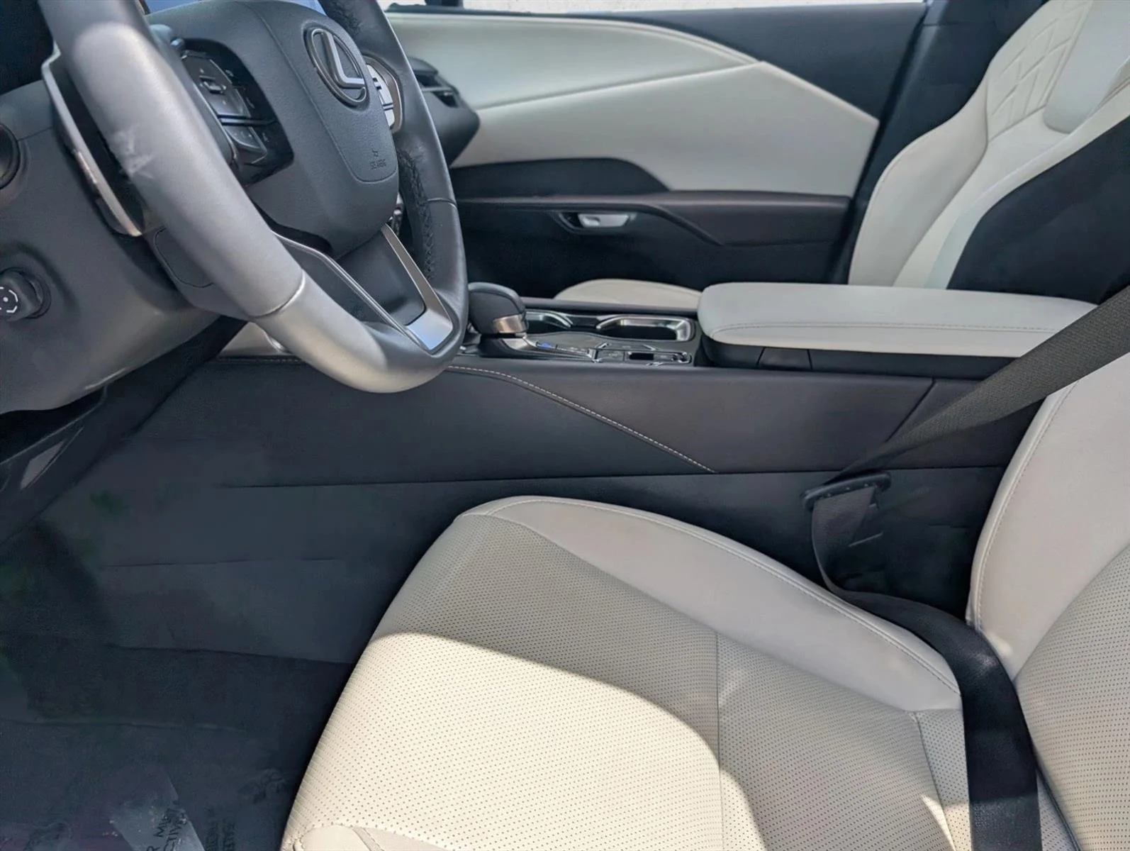 Certified Used 2024 Iridium Lexus RX 350 image 14