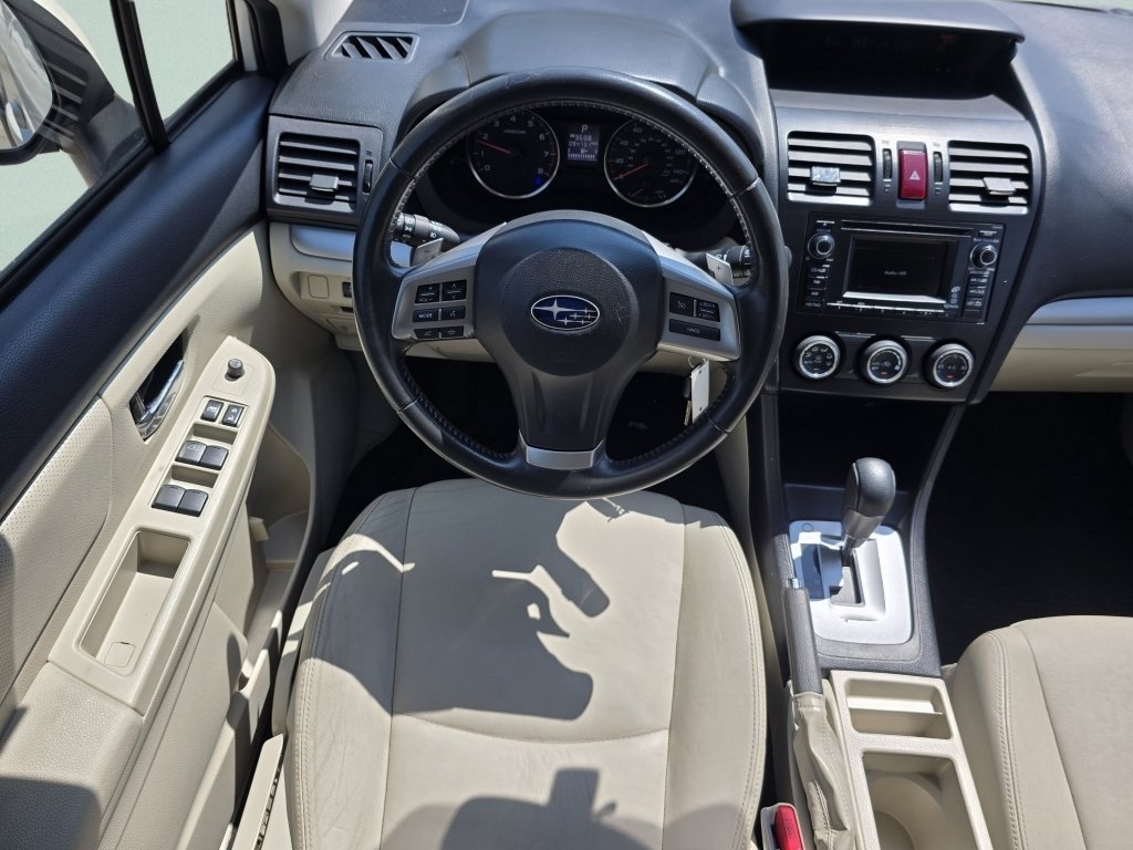 Used 2014 Satin White Pearl Subaru Limited image 29