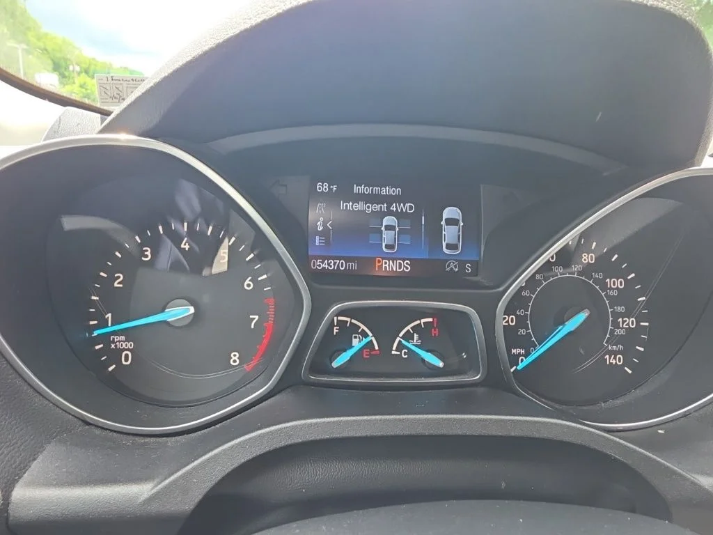 Certified Used 2018 Ingot Silver Ford SE image 17