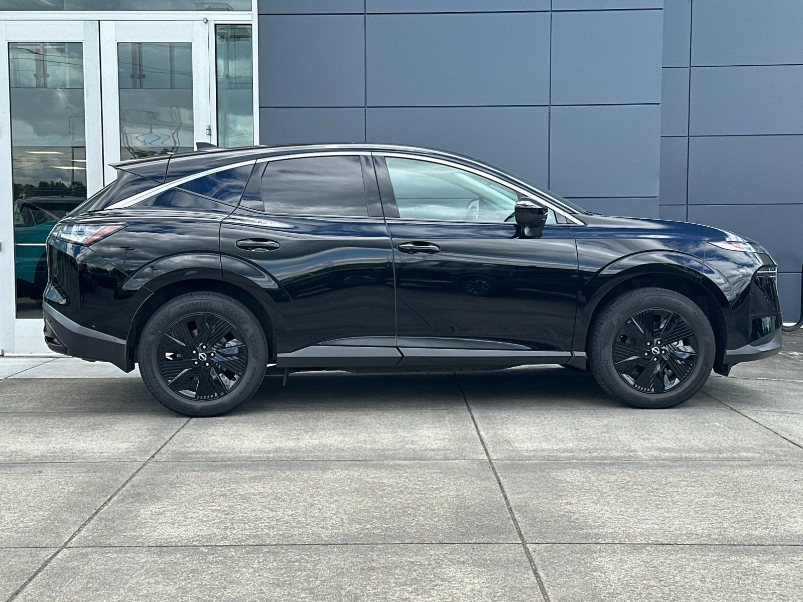 Used 2025 Super Black Nissan SV image 2