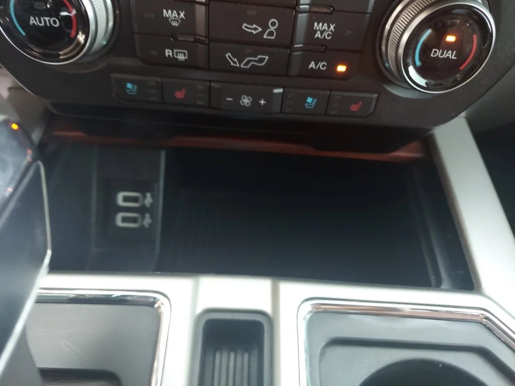 Used 2020 White Ford King Ranch image 36