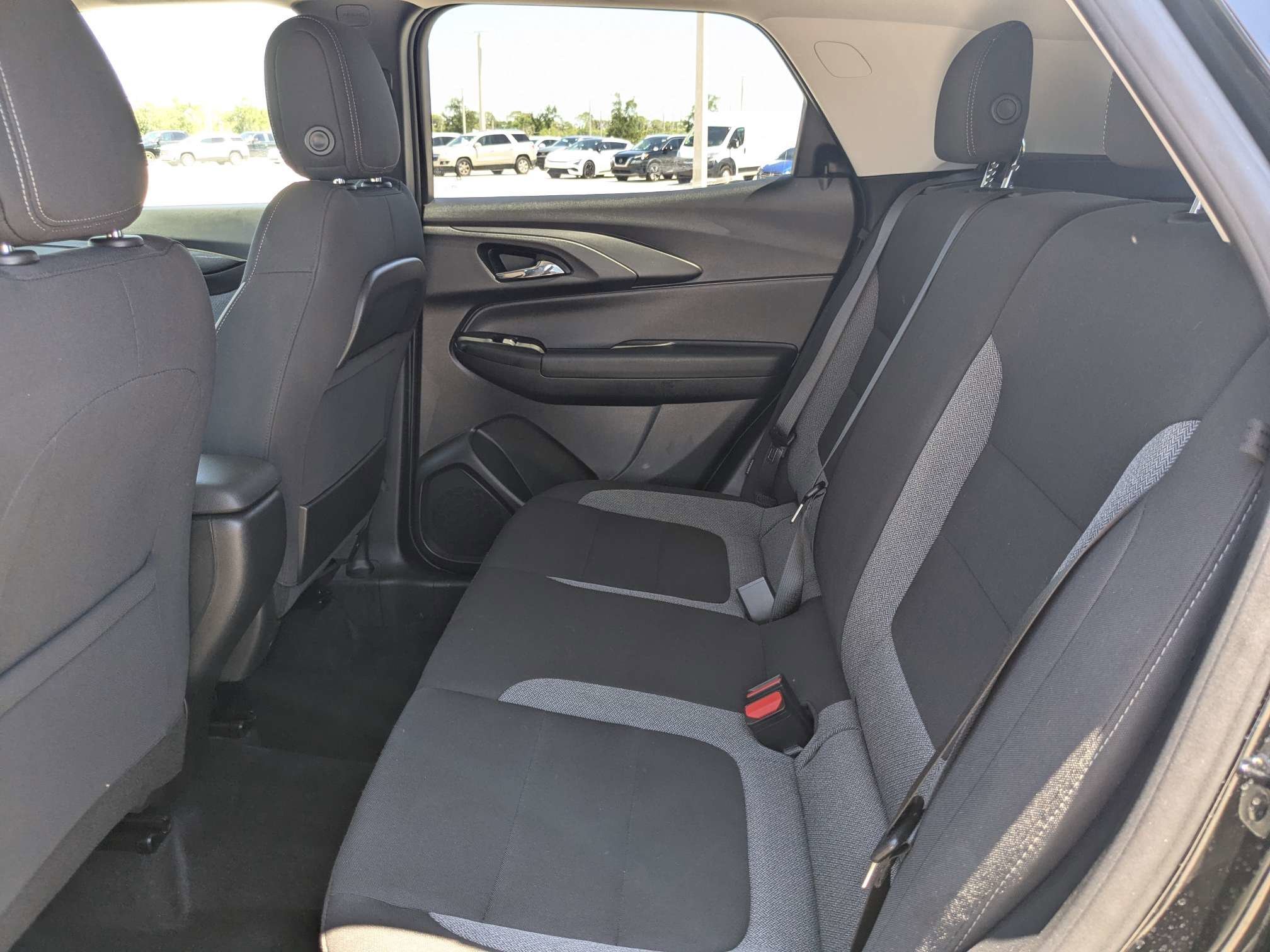 Used 2025 Mosaic Black Metallic Chevrolet LT image 16