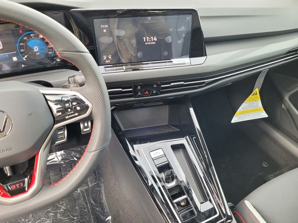 2024 Volkswagen Golf GTI SE - Photo 18
