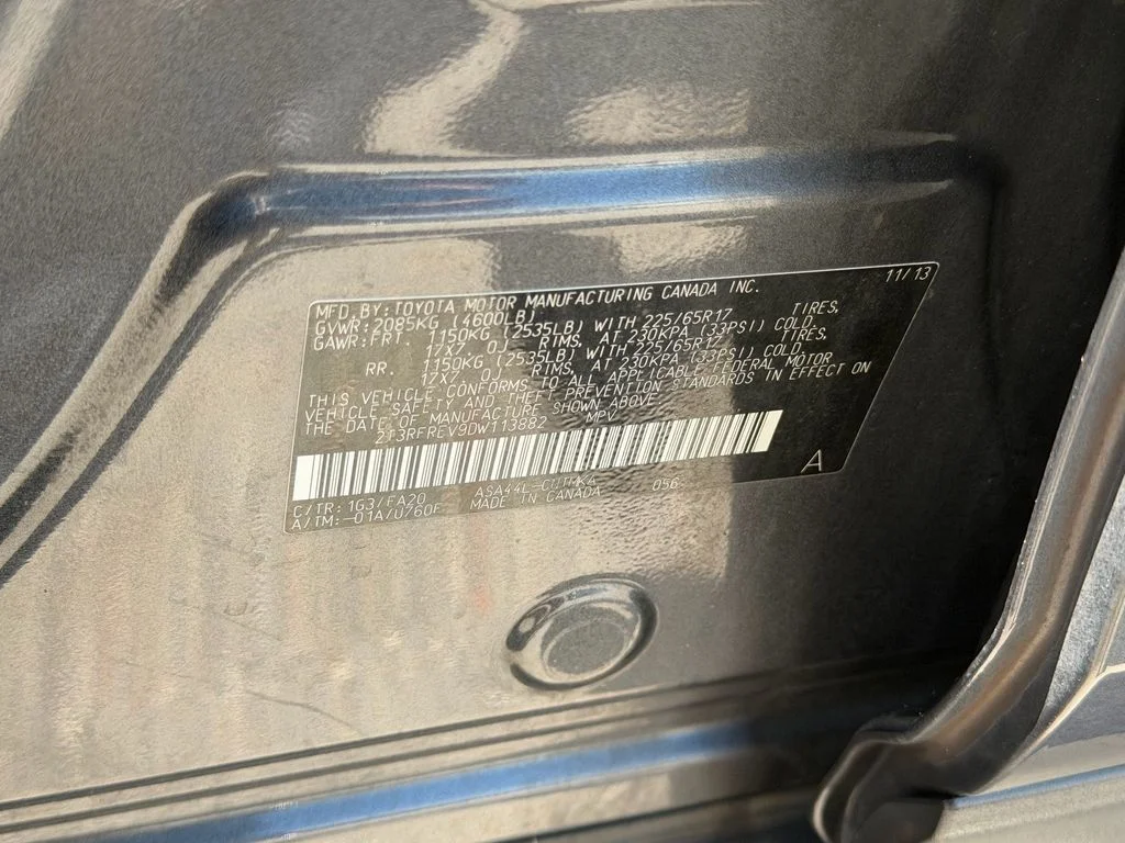 Used 2013 Gray Toyota XLE image 20