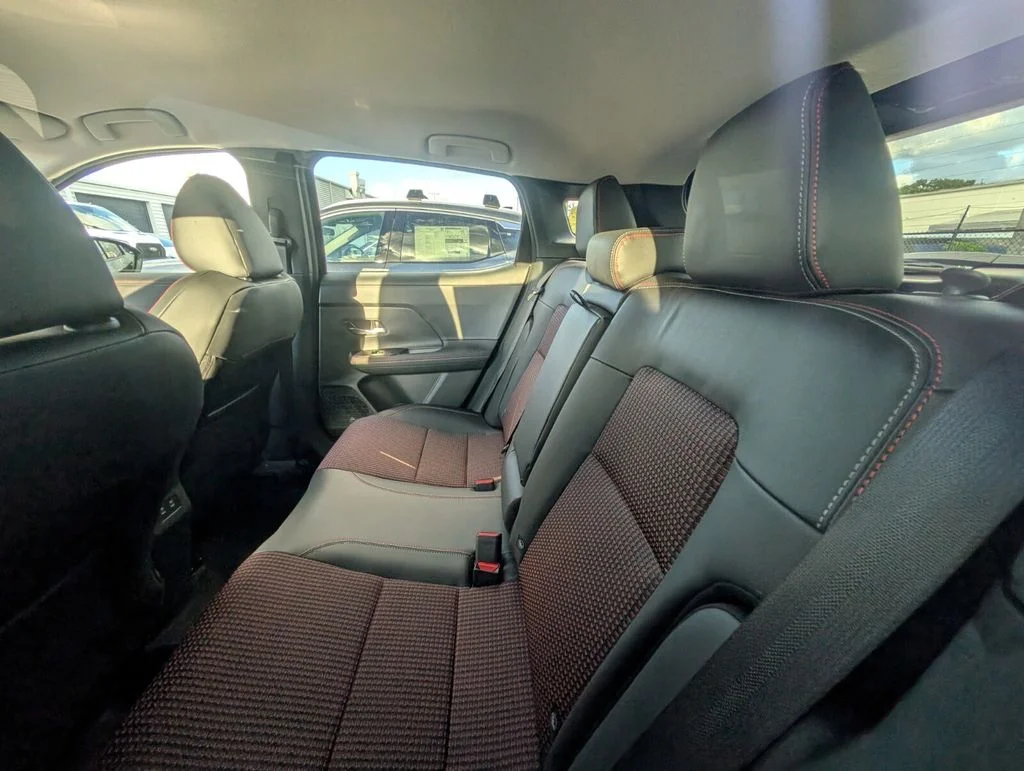 2025 Nissan Kicks SR - Photo 7