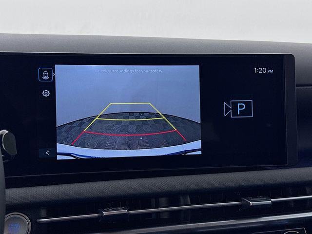 New 2026 White Hyundai SEL Convenience image 22