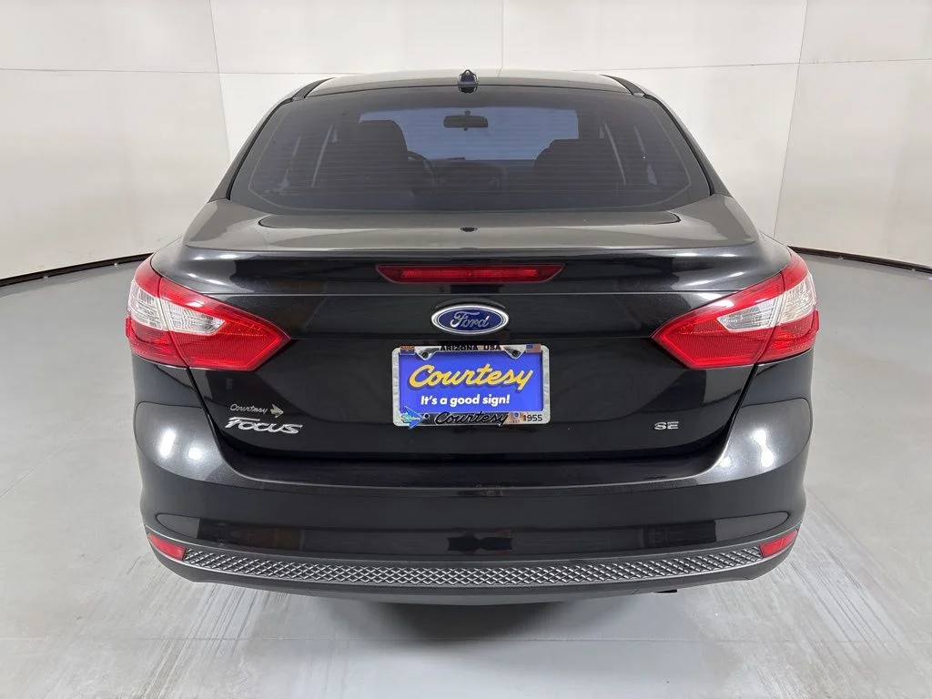 Used 2014 Black Ford SE image 7