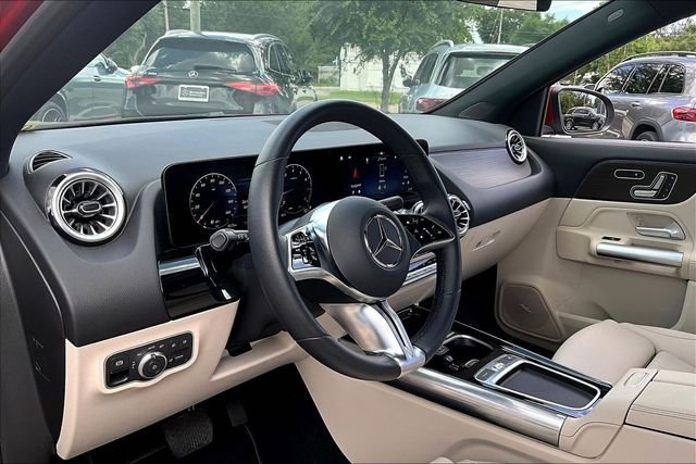 Certified Used 2025 Red Mercedes-Benz GLA 250 image 5