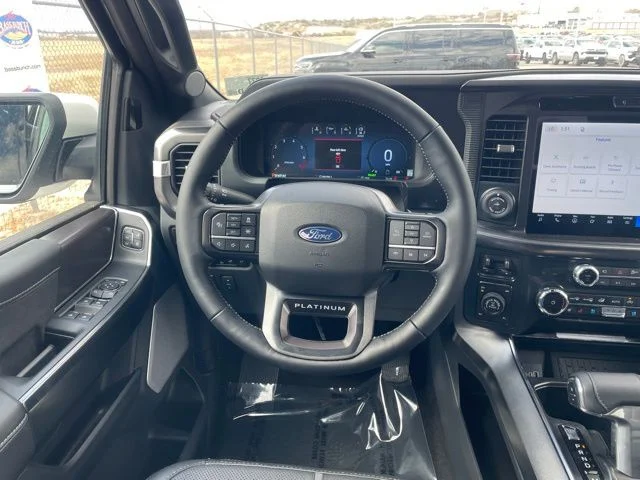 New 2026 Star White Metallic Tri-Coat Ford Platinum image 13
