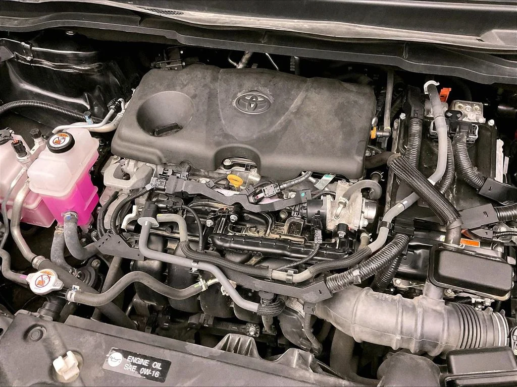 Used 2024 Black Toyota XLE image 39