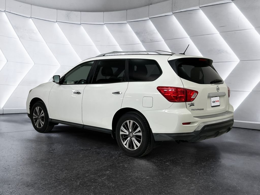Used 2017 White Nissan S image 6
