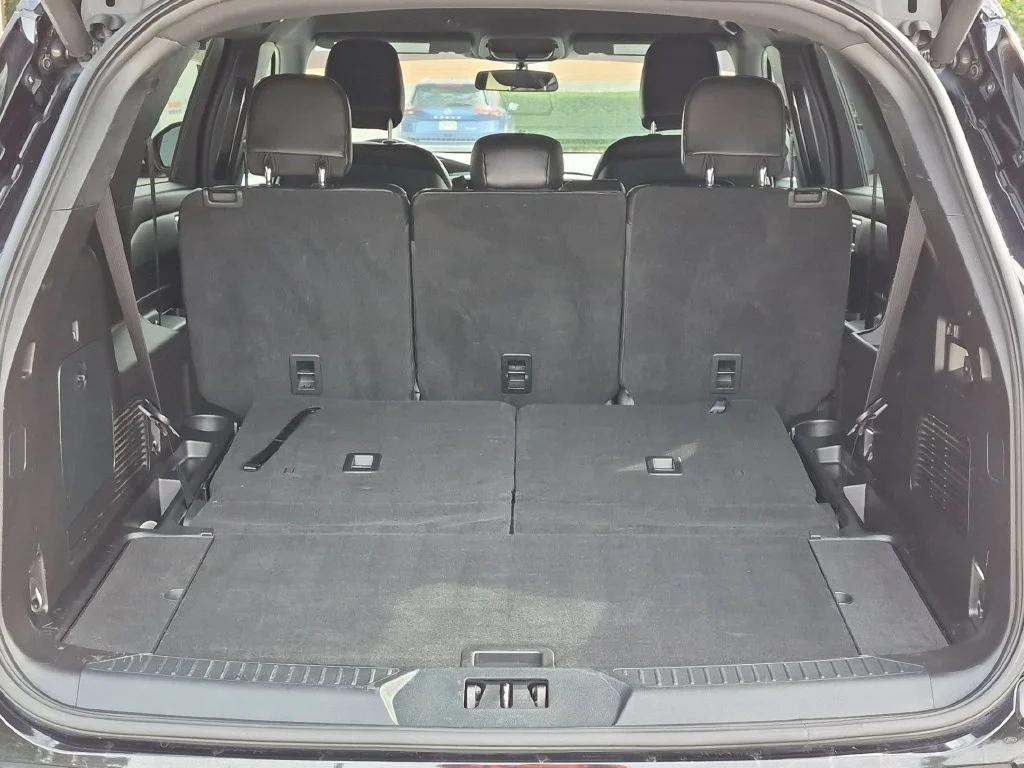 Used 2020 Black Ford XLT image 6
