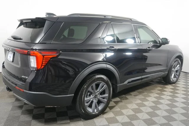 New 2026 Agate Black Metallic Ford Active image 18