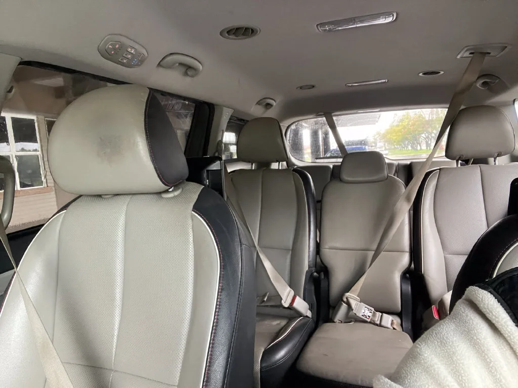 Used 2019 White Kia EX image 15