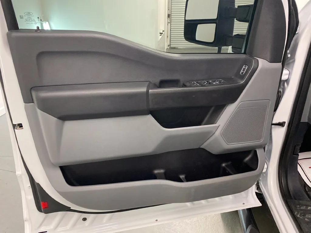 Used 2023 Oxford White Ford XL image 11