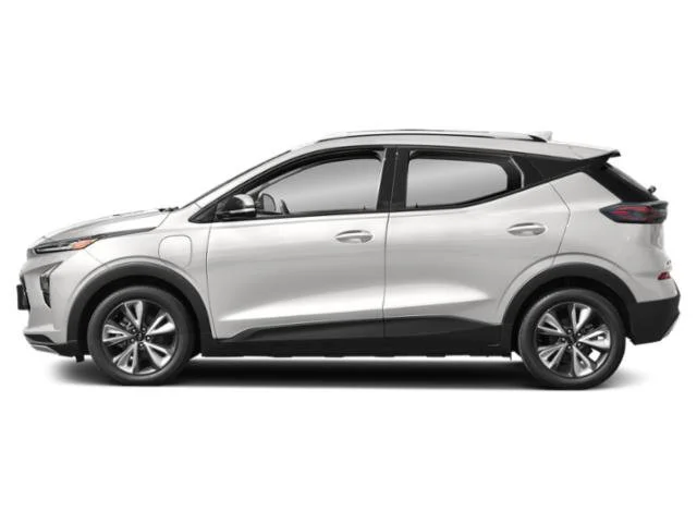 Used 2023 Summit White Chevrolet LT image 3