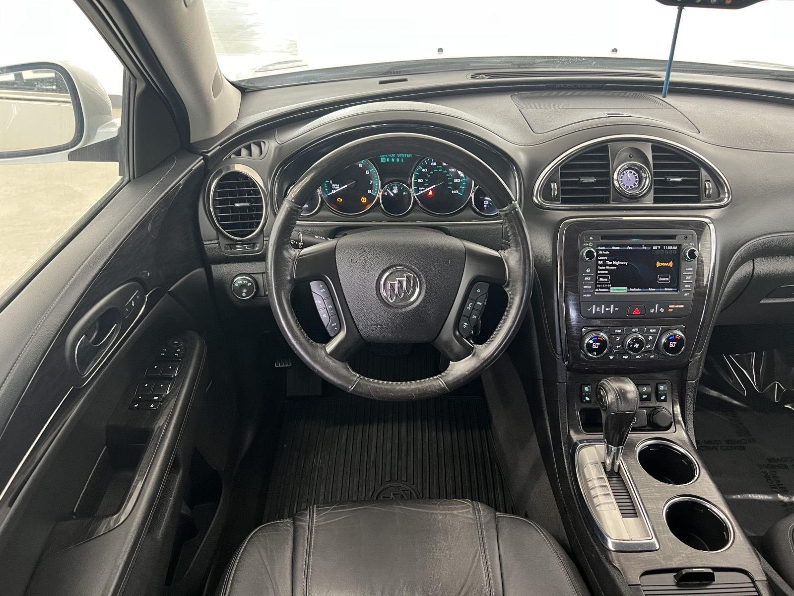 Used 2017 White Frost Tricoat Buick Premium image 28