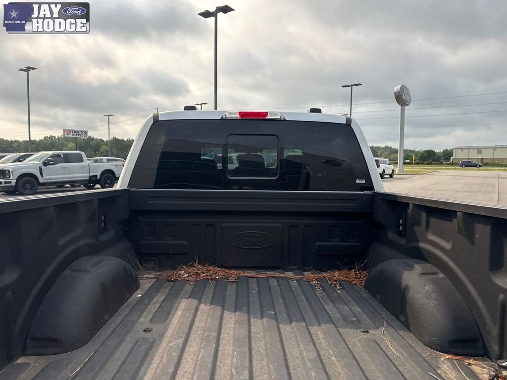 Used 2025 Silver Ford Lariat image 6