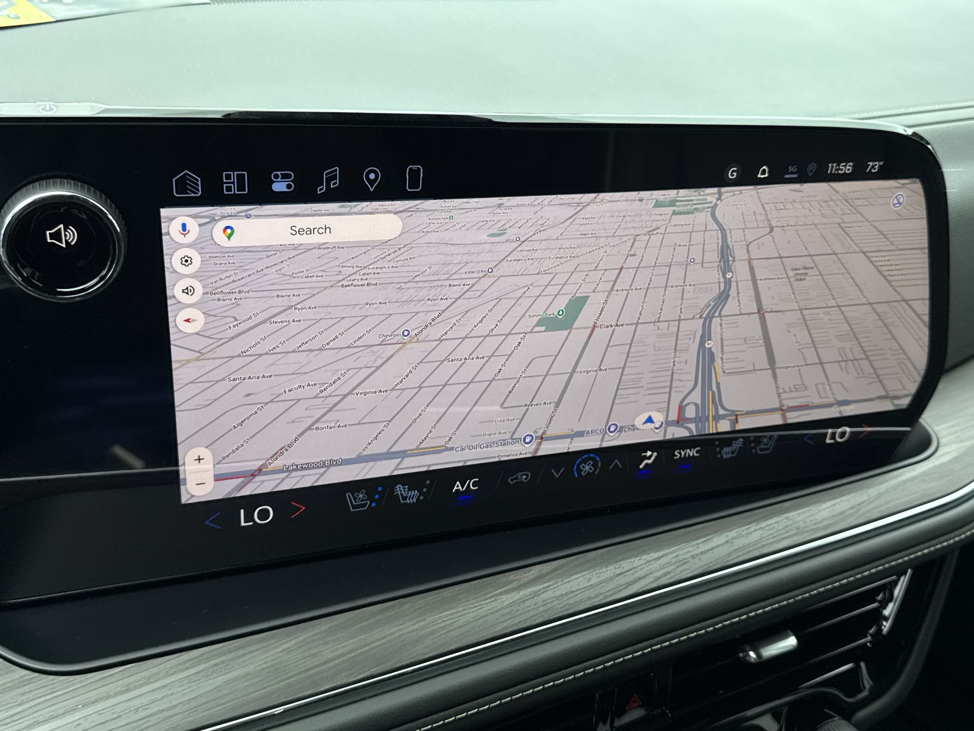 2026 Chevrolet Suburban Premier - Photo 58