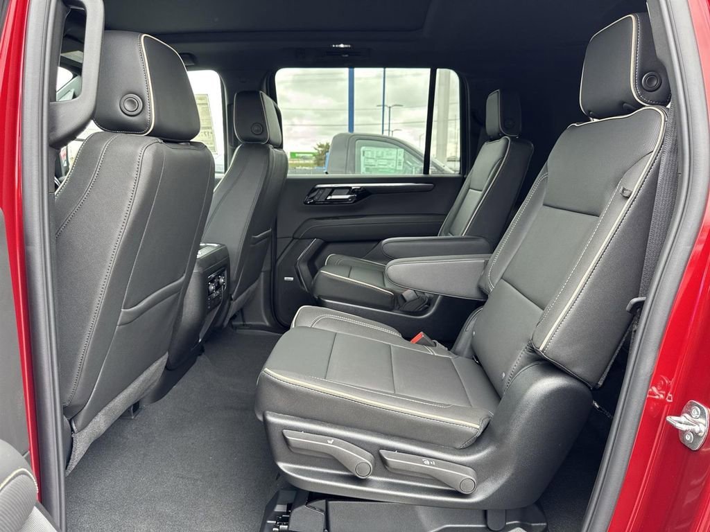 2026 Chevrolet Suburban Premier - Photo 26