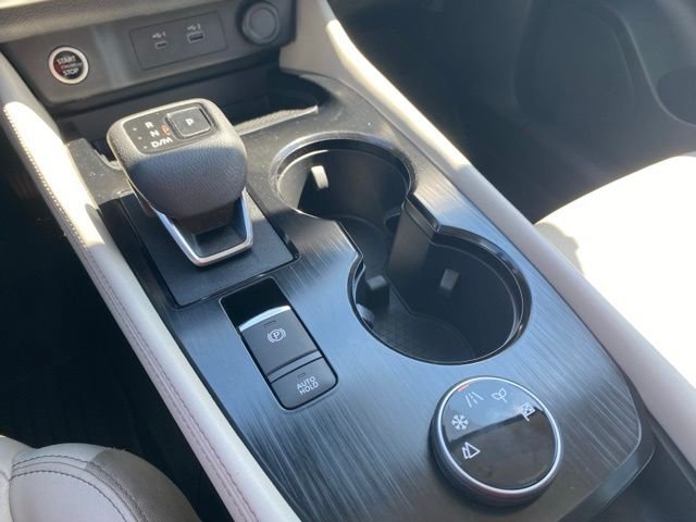 Used 2023 Super Black Nissan SL image 47