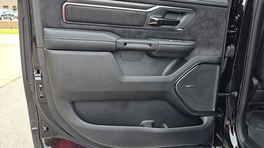 2026 RAM 1500 RHO - Photo 20