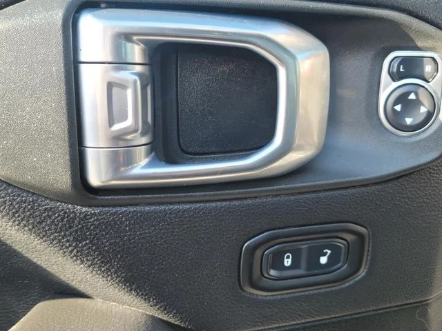 Used 2021 Gray Jeep Unlimited Rubicon image 35