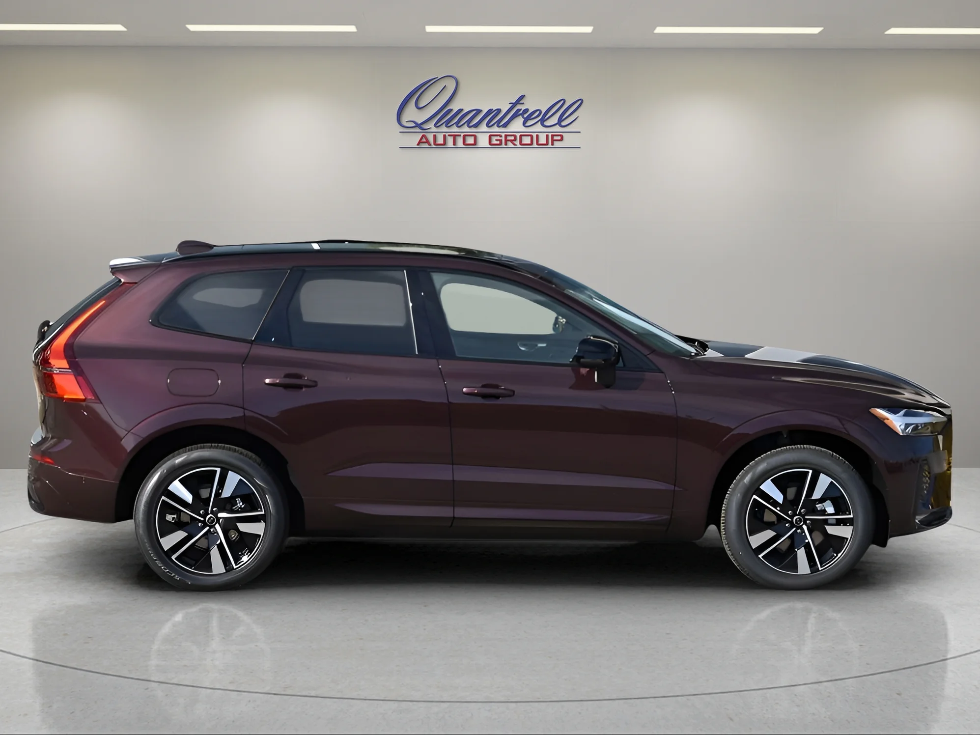 Used 2026 Mulberry Metallic Volvo Plus image 3