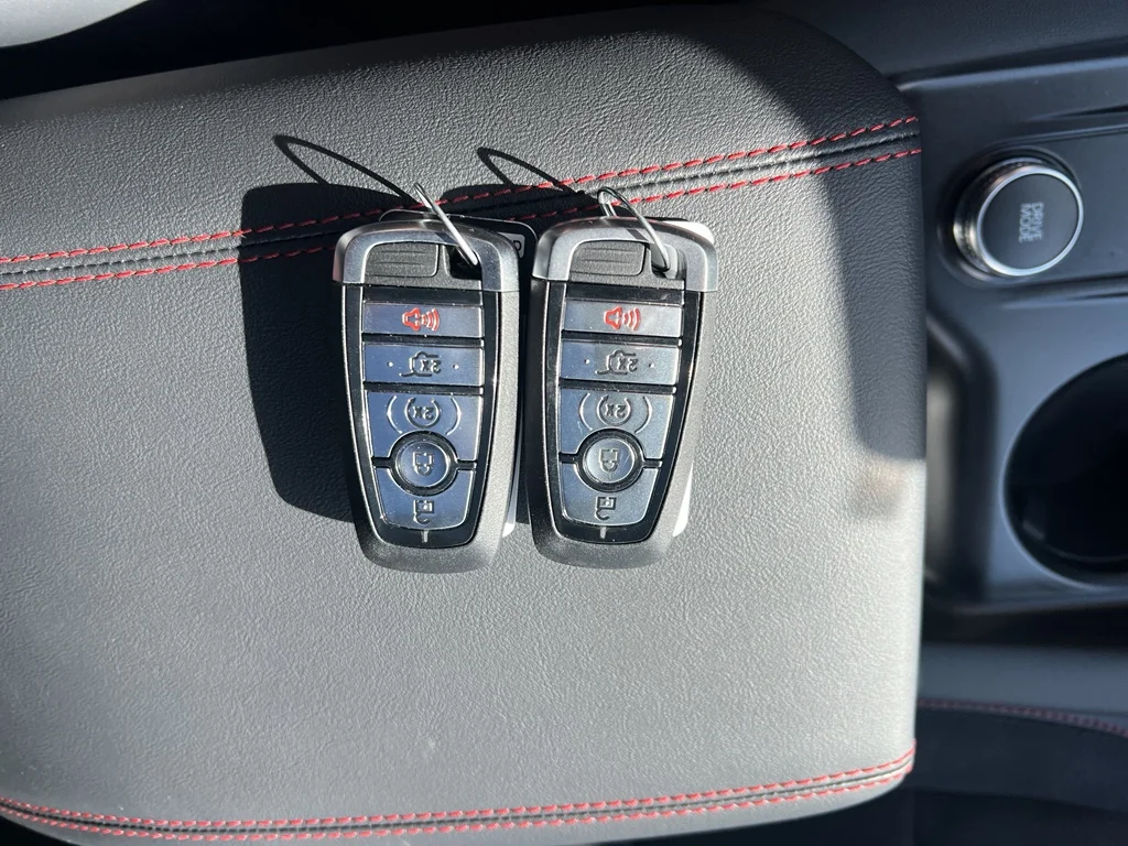 2026 Ford Explorer ST - Photo 15