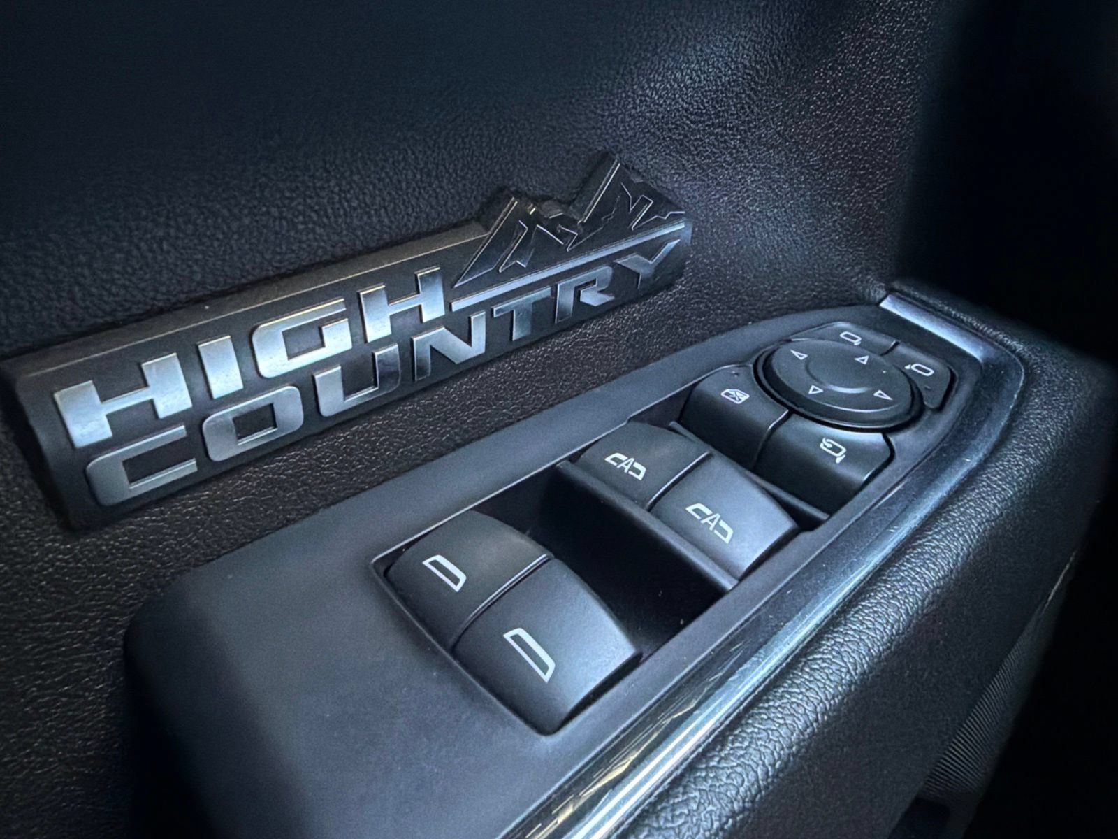 2022 Chevrolet Silverado 1500 High Country - Photo 22
