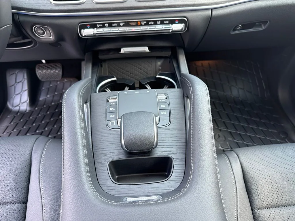 Used 2026 Black Mercedes-Benz GLE 350 image 27