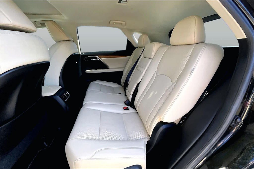 Used 2022 Black Lexus 350 image 21