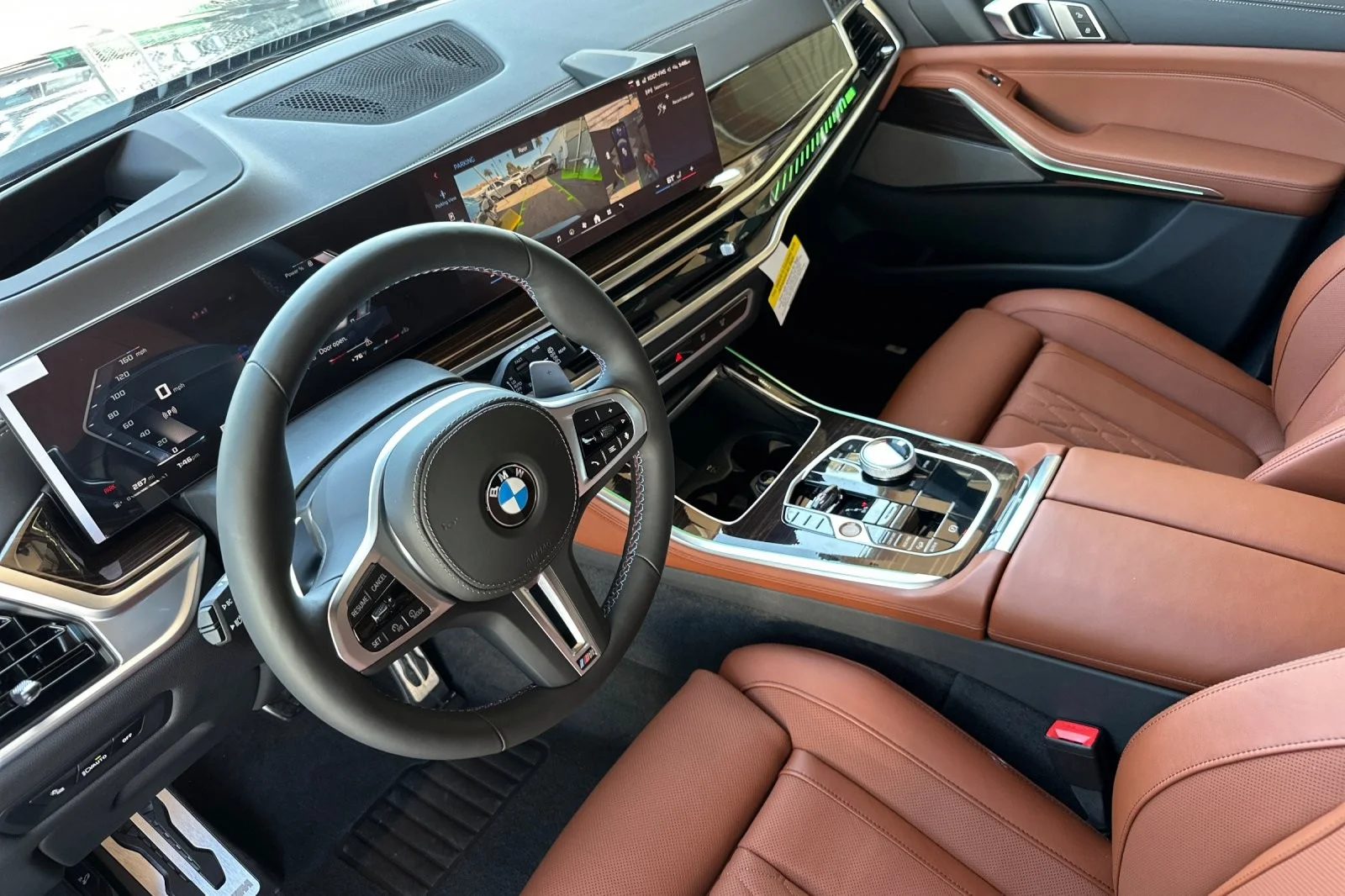 2026 BMW X5 M60i - Photo 9