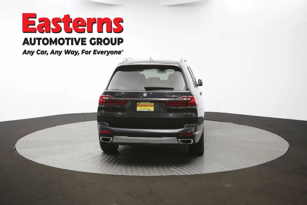 Used 2022 Gray BMW xDrive40i image 37